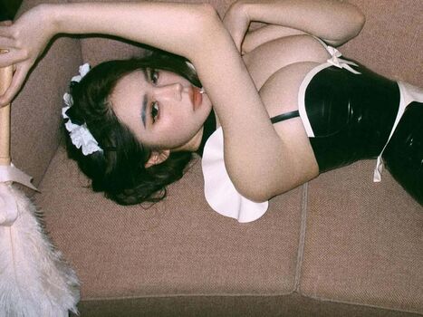 Full leaked Yuan sayuki weme page private onlyfans photo