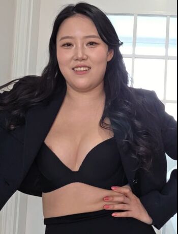 Full leaked Yuggie tv private onlyfans photo