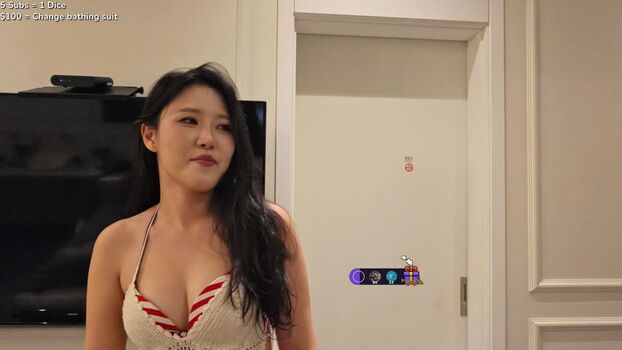 Full leaked Yuggie tv private onlyfans photo