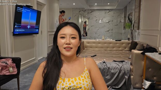 Full leaked Yuggie tv private onlyfans photo