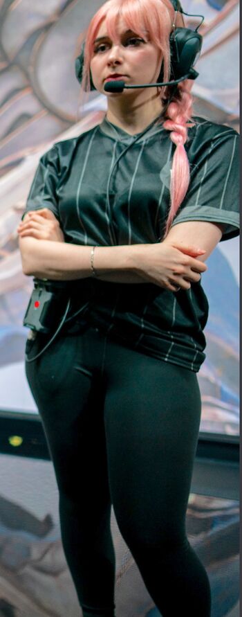 Full leaked Adelinafien/ private onlyfans photo