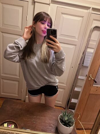 Full leaked Sephora maria noori / private onlyfans photo