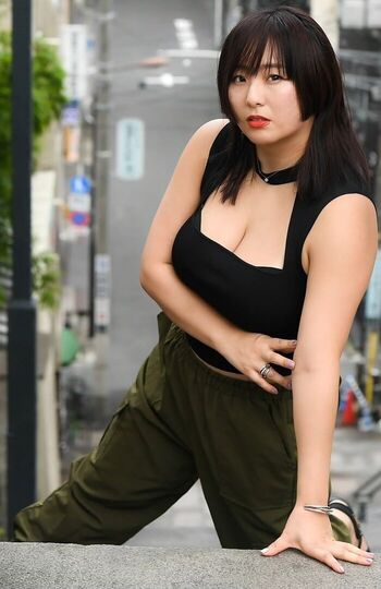 Full leaked Yuna manase page private onlyfans photo