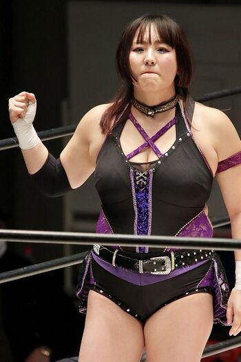 Full leaked Yuna manase page private onlyfans photo