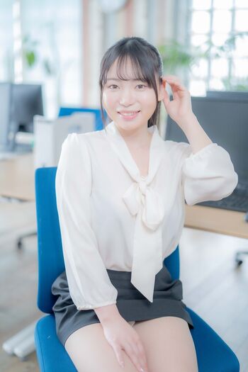 Yuna Shirahoshi 白星優菜