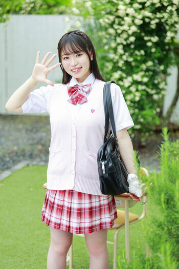 Yuna Shirahoshi 白星優菜