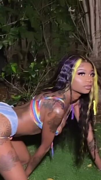 Full leaked Yungyannah private onlyfans photo