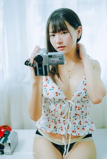 Full leaked Yunjing saehun page private onlyfans photo