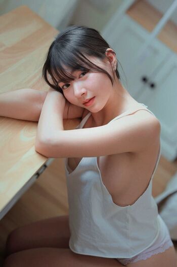 Full leaked Yunjing saehun page private onlyfans photo
