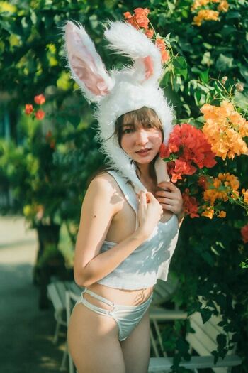 Full leaked Yunjing saehun page private onlyfans photo