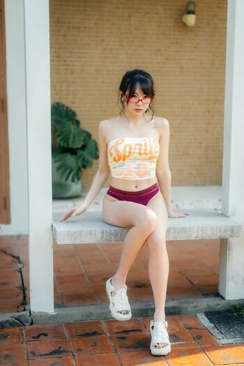 Full leaked Yunjing saehun page private onlyfans photo