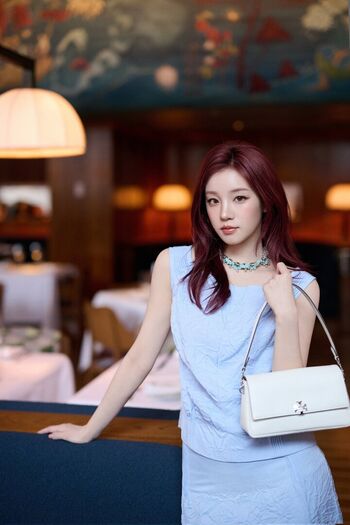 Full leaked Marykate moss/ private onlyfans photo