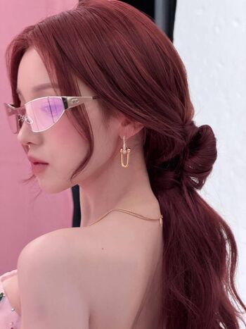 Full leaked Yuqi private onlyfans photo