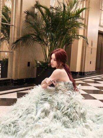 Full leaked Yuqi page private onlyfans photo