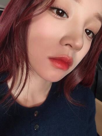 Full leaked Yuqi page private onlyfans photo