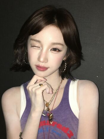 Full leaked Yuqi private onlyfans photo