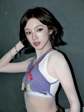 Full leaked Yuqi private onlyfans photo