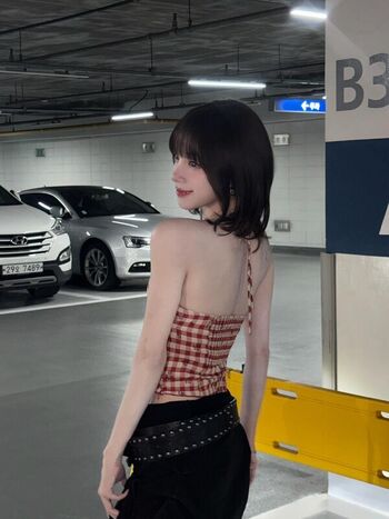 Full leaked Hareniks/ private onlyfans photo