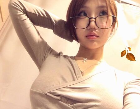 Full leaked Yurasweb private onlyfans photo