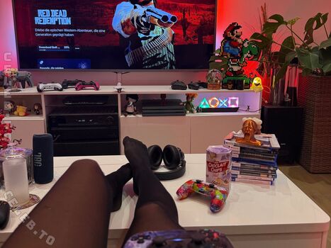 Full leaked Yve gaming page private onlyfans photo