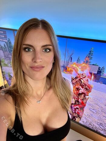 Full leaked Yve gaming private onlyfans photo