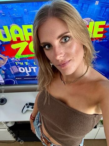 Full leaked Yve gaming private onlyfans photo