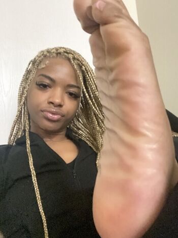 Full leaked Yveshottie private onlyfans photo