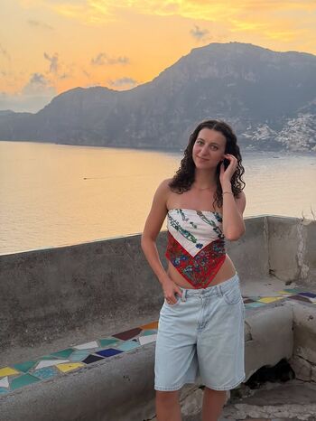 Full leaked Yvettesegan private onlyfans photo