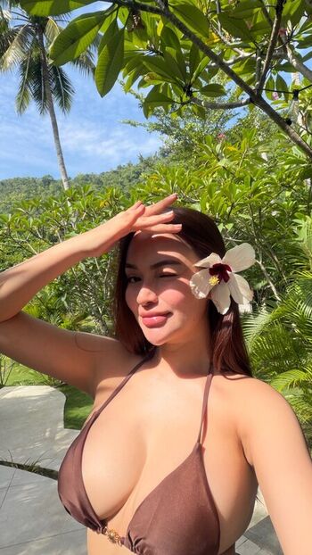 Full leaked Yvonne jane lmio page private onlyfans photo