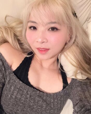 Full leaked Yvonnie  page private onlyfans photo