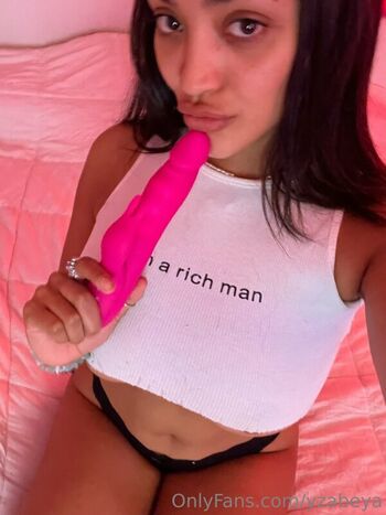 Full leaked Yzabeya page private onlyfans photo