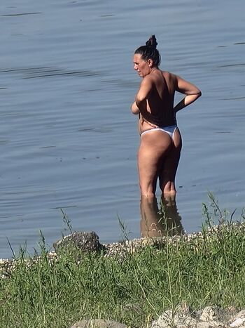 Full leaked Zahtevi private onlyfans photo