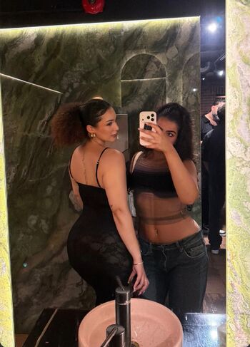 Full leaked Zainaabb ab private onlyfans photo