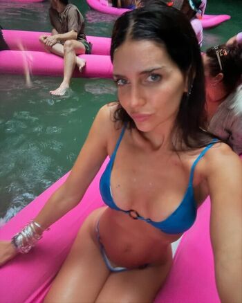 Zaira Nara