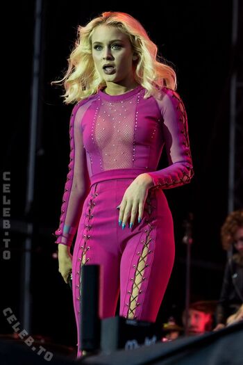 Full leaked Zara larsson  page private onlyfans photo