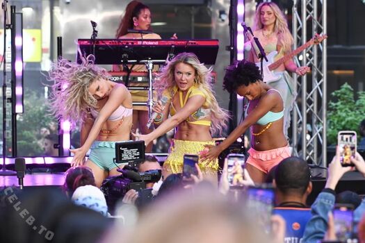 Full leaked Zara larsson page private onlyfans photo