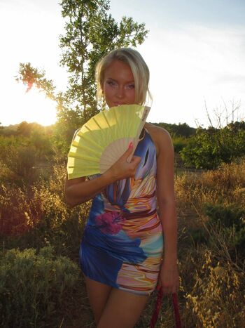 Full leaked Zara larsson  page private onlyfans photo