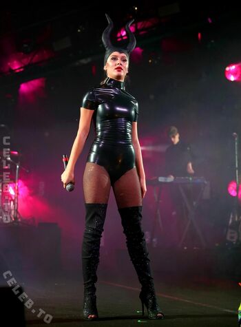 Full leaked Zara larsson  page private onlyfans photo