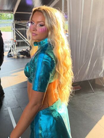 Full leaked Zara larsson  page private onlyfans photo