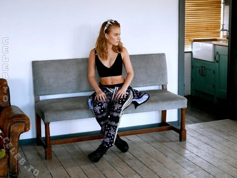 Full leaked Zara larsson page private onlyfans photo