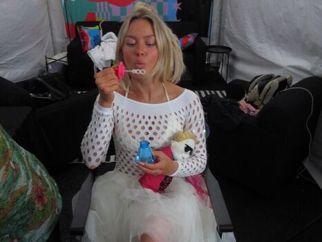 Full leaked Zara larsson page private onlyfans photo