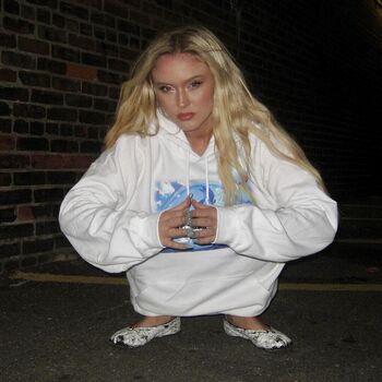 Full leaked Zara larsson page private onlyfans photo