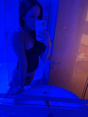 Full leaked Zari lugano page private onlyfans photo