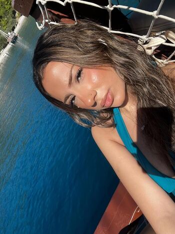 Full leaked Zaynurr private onlyfans photo