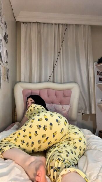 Full leaked Zelal page private onlyfans photo