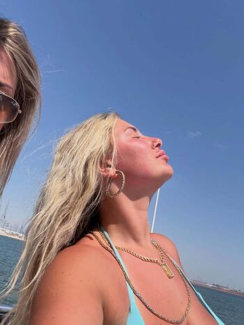 Full leaked Zeynep akcam private onlyfans photo