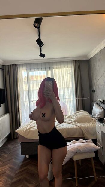 Full leaked Zeynepiksy zeynep private onlyfans photo