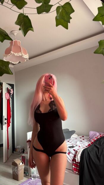 Full leaked Zeynepiksy zeynep page private onlyfans photo