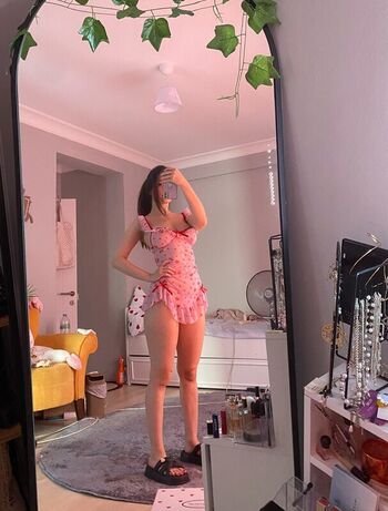Full leaked Zeynepiksy zeynep page private onlyfans photo