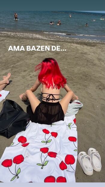 Zeynepiksy . Zeynep